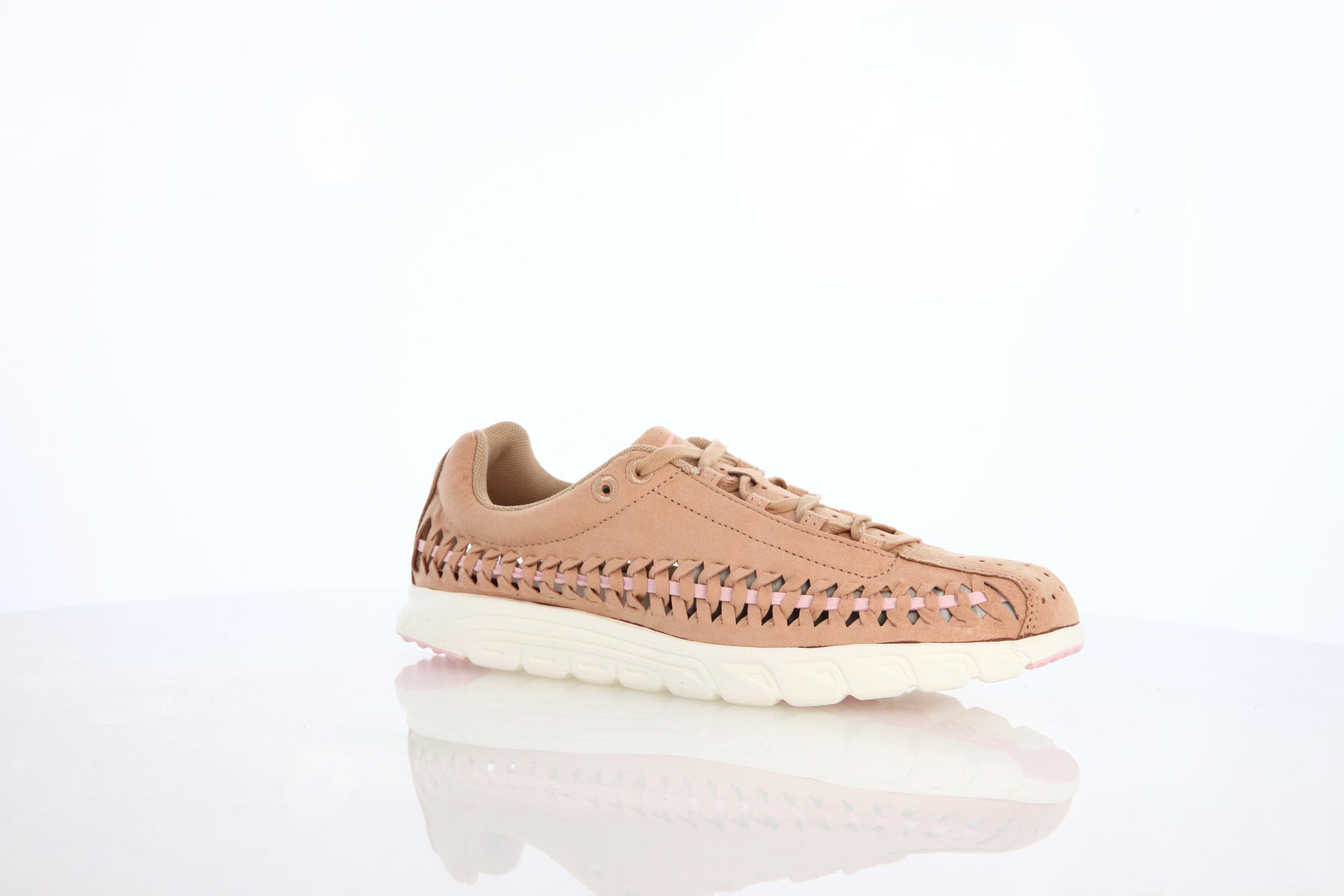 Nike Wmns Mayfly Woven 